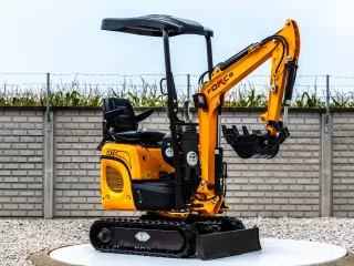 Miniexcavator / mini buldoexcavator Force 311